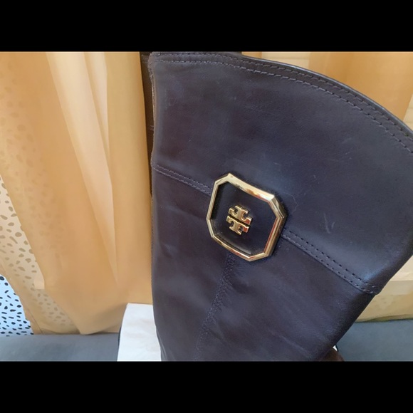 Tory Burch Lawrie Boots - Picture 3 of 11